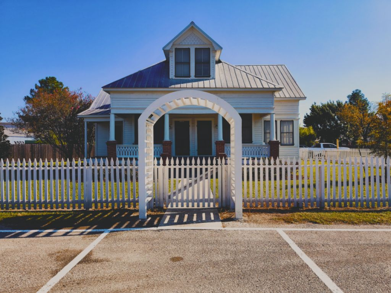 We Need Your Christmas Decorations!